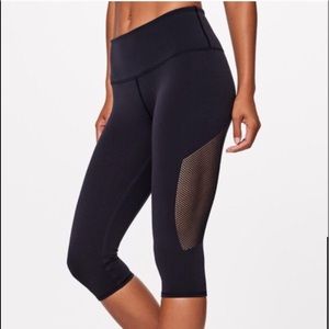 Lululemon mesh cropped leggings